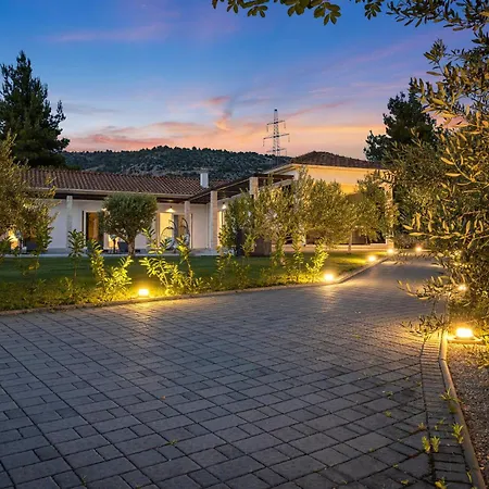 Beautiful In With Sauna *