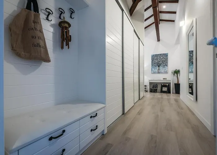 Beautiful In With Sauna *