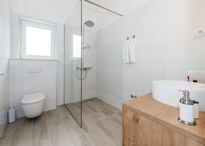 Beautiful In With Sauna * Dubrava (Sibenik-Knin)