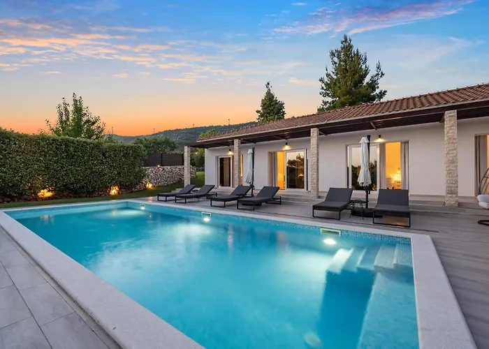 Beautiful In With Sauna בית נופש