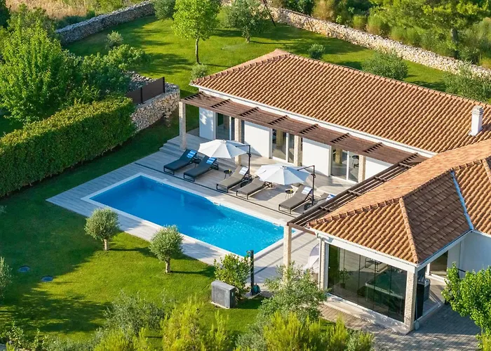 Beautiful In With Sauna